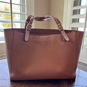 Tory Burch Leather Purse Brown